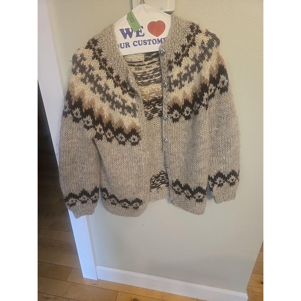 Vintage Men's Hilda LTD Made In Iceland Nordic  Cardigan Jacket Size M